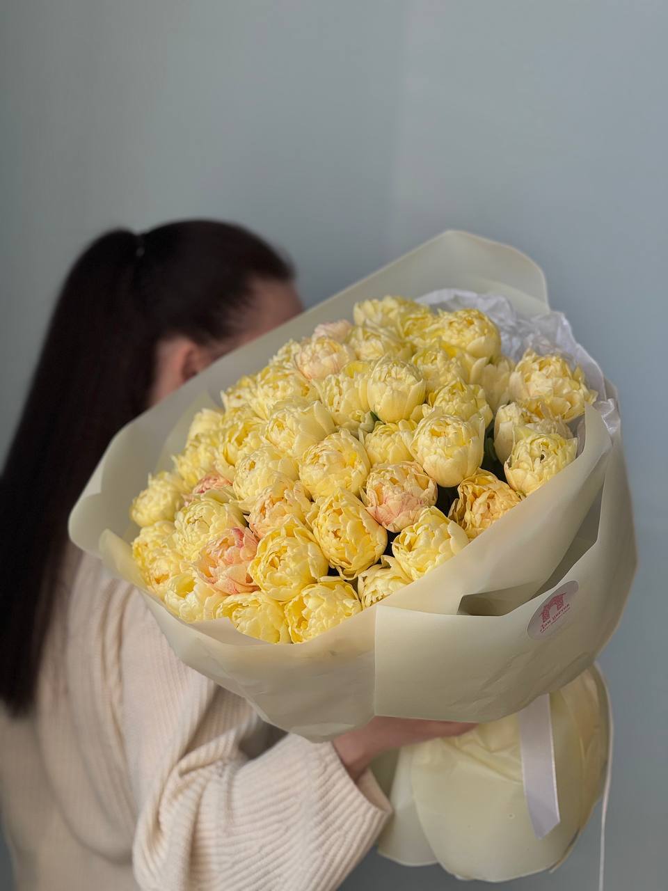 4326f057-67f0-491a-b6c1-7e766163032c Нежный букет из 51 пионовидного тюльпана Айскрим - Дом Цветов - Цветы и букеты в Краснодаре!